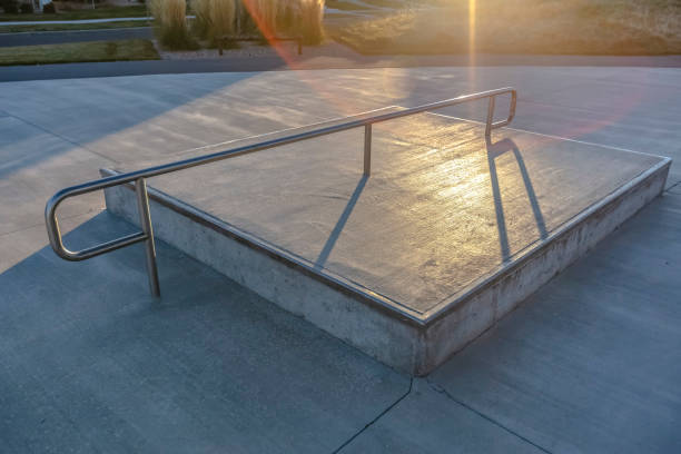 istock Concrete square platform at a park viewed on a sunny day 1152744033