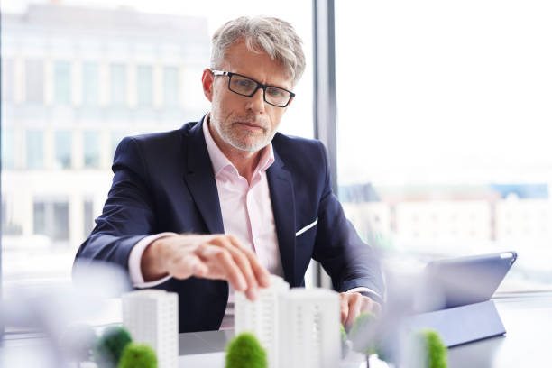 istock Focused businessman looking for new solutions 1152771368