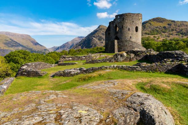 istock Dolbadarn Castle, Gwnedd, Wales 1152772621