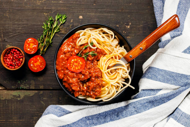 istock Spaghetti Bolognese with tomato sauce 1152774797