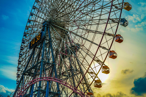 Minato Mirai of the Ferris wheel and (Cosmo clock) sunset. Shooting Location: Yokohama-city kanagawa prefecture
