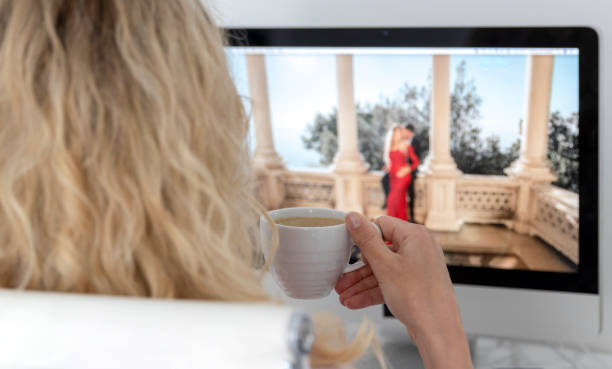 istock Photographer reviewing photos 1152895137