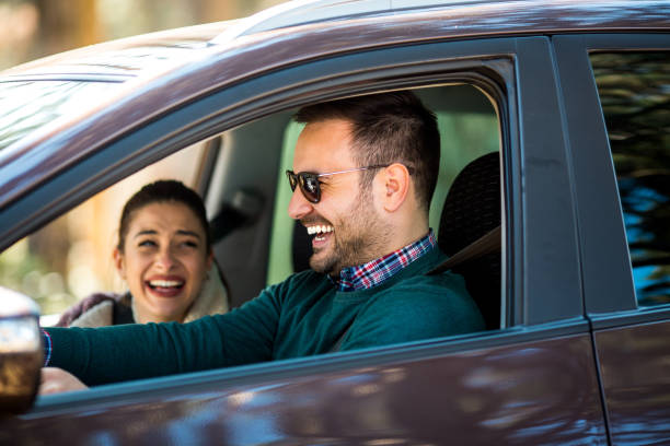 istock Couple having fun on roadtrip 1152897470