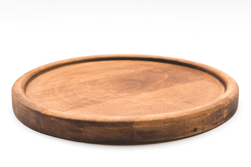 Round wooden pizza plate