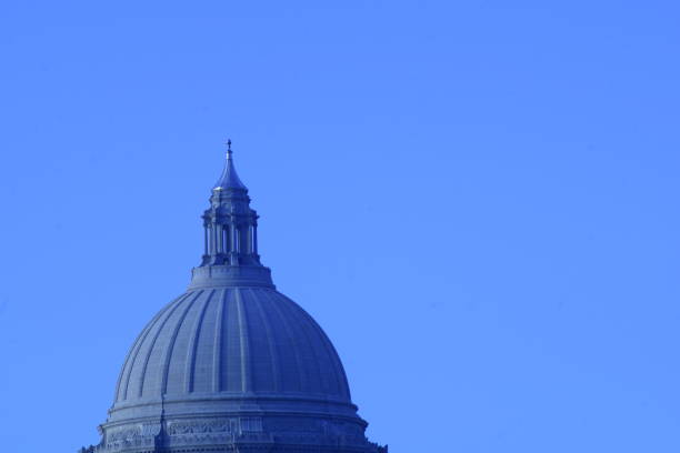 istock Washington State Capitol Building At Capitol Lake 1152922428