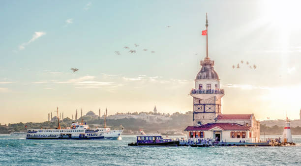 istock Maiden's Tower in istanbul, Turkey 1152922595