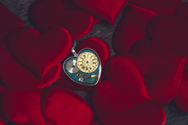 istock pendant and  heart-shaped pads 1153000366