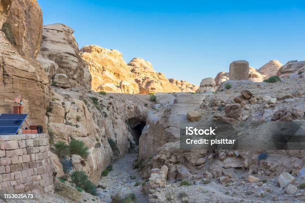 The Siq Narrow Slotcanyon Entrance Passage To Petra Jordan Unesco World Heritage Site Stock Photo - Download Image Now
