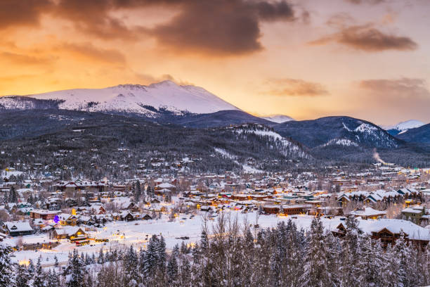 Breckenridge, Colorado, USA ski resort town skyline Breckenridge, Colorado, USA ski resort town skyline in winter at dawn. alpine climate photos stock pictures, royalty-free photos & images