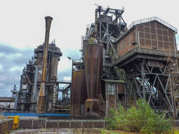 istock machinery in plant 1153056983