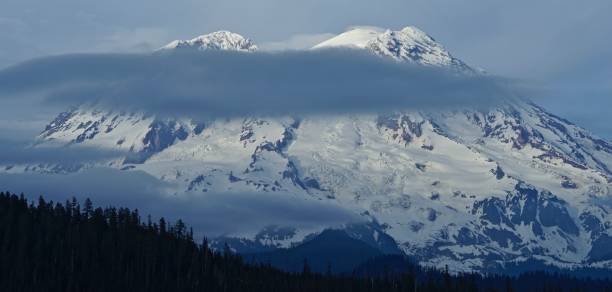 istock Pacific Northwest Mystic Mountain 1153105522