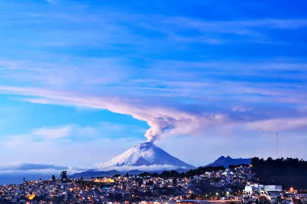 Eruptive process of Cotopaxi in 2015