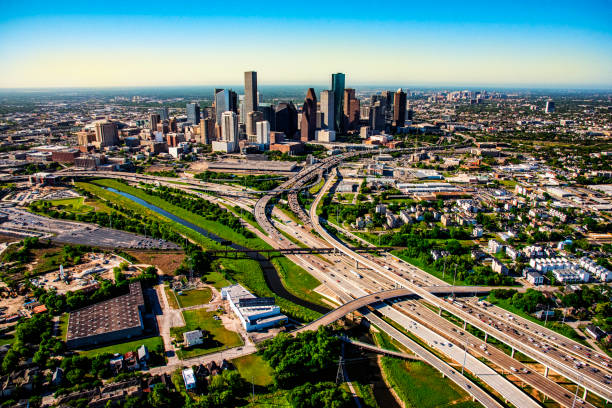 houston desde arriba - houston texas skyline texas office building fotografías e imágenes de stock