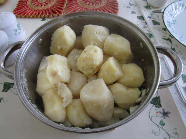 istock Pot of Boiled Potatoes 1153266622