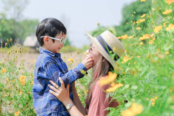 istock Mother's love and son in nature 1153369694