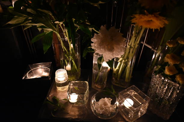 istock candle noght chya,achi 1153377867