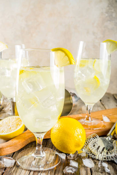 istock St Germain French Spritz cocktail 1153399746