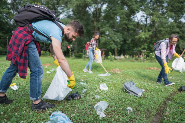istock People taking care of the nature 1153404527