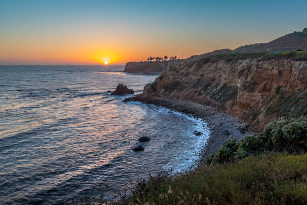 istock Pelican Cove and Point Vicente at Sunset 1153452622