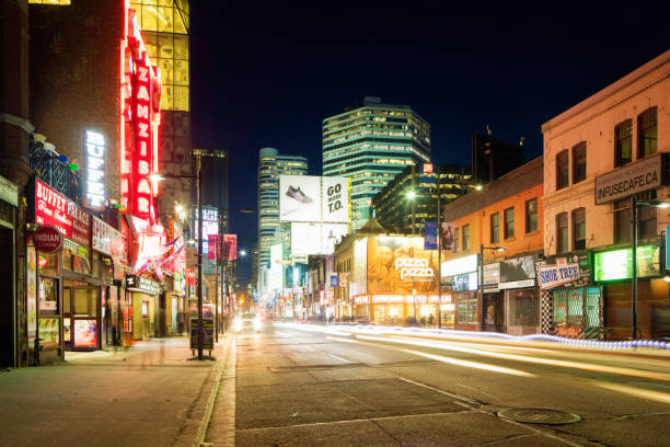 istock Springtime Yonge street urban image looking north at night 1153461726