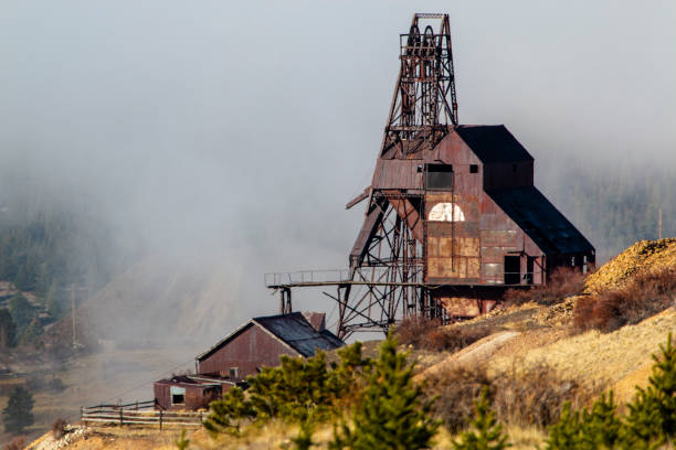 istock Ghostly Figures in Foggy Mine Country 1153476282