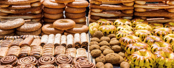 istock Bread Counter Mahane Yehuda Market Jerusalem 1153486382