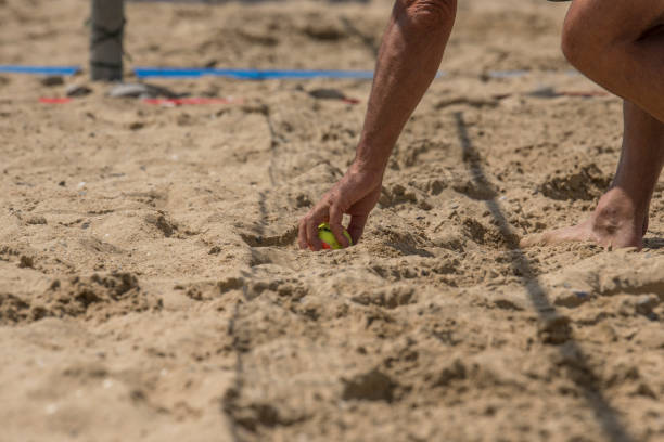 beach tennis - matkot foto e immagini stock