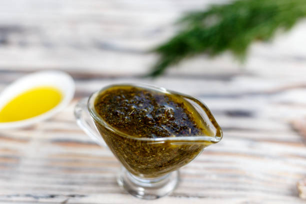 istock organic sauce pesto 1153617083