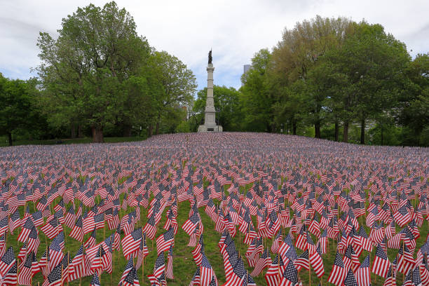 memorial day à boston commons. - commons photos et images de collection