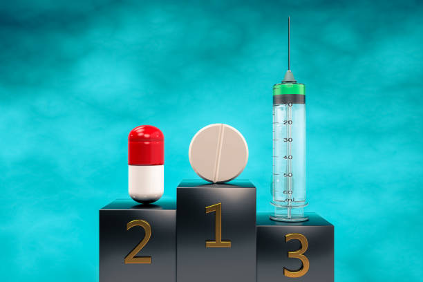 3d иллюстрация: победный подиум с стимуляторами в виде таблеток, шприцев и таблеток завоевал призы в конкурсе на синем фоне. актуальная мета� - doping test стоковые фото и изображения
