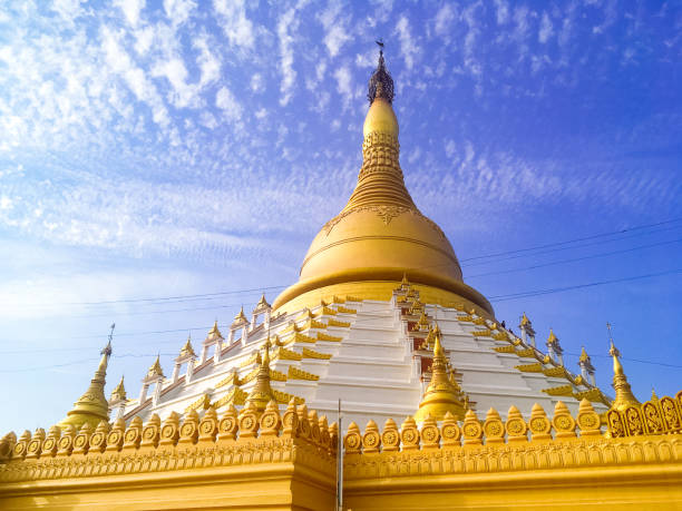 istock Mahazedi Pagoda in Bago, Myanmar 1153719651
