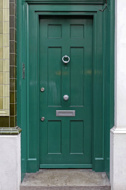 istock Green Door London 1153834634