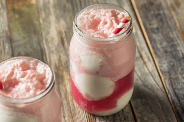 domowe sweet cherry kombucha lody float - ice float zdjęcia i obrazy z banku zdjęć