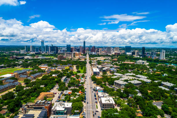 istock Looking down the famous South Congress Avenue 2019 1153956069