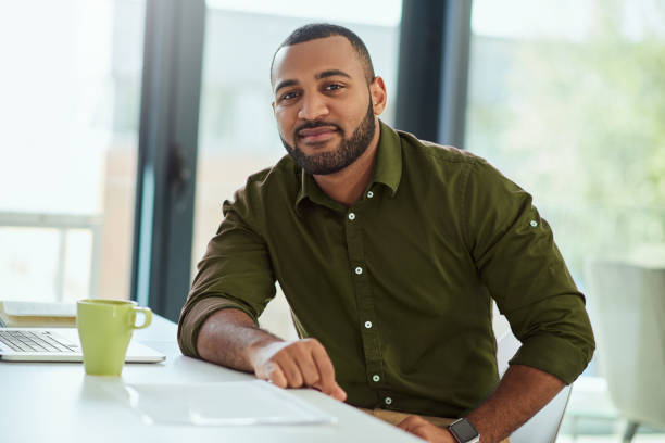 istock let me hear what you have to say 1154030342
