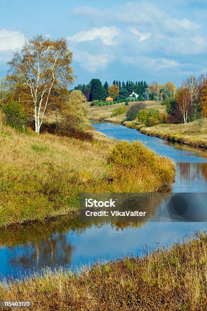 Fluss Bank Stockfoto und mehr Bilder von Finnland - Finnland, Frühling, Wohnhaus