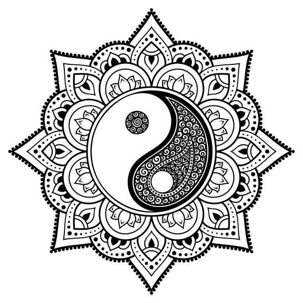 ilustraciones, imágenes clip art, dibujos animados e iconos de stock de patrón circular en forma de mandala para henna, mehndi, tatuaje, decoración. adorno decorativo en estilo étnico oriental con el símbolo dibujado a mano yin-yang. esquema de dibujo de vector ilustración. - feng