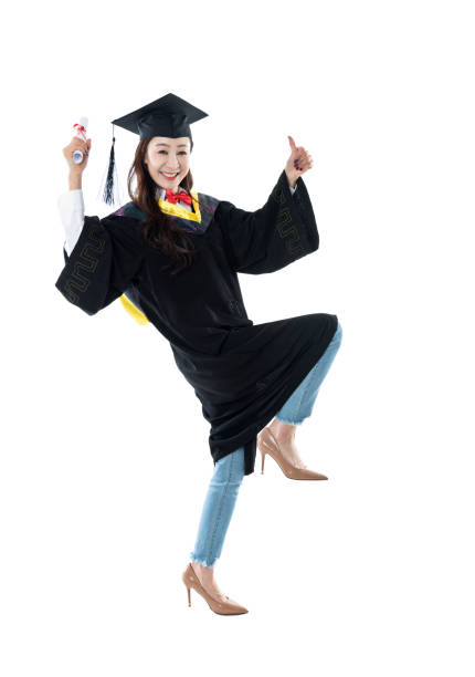 대학원 흰색 바탕에 인증서를 들고 - graduation women fist celebration 뉴스 사진 이미지