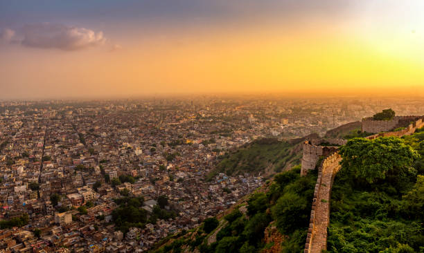 istock Sunset over the Pink City 1154096378
