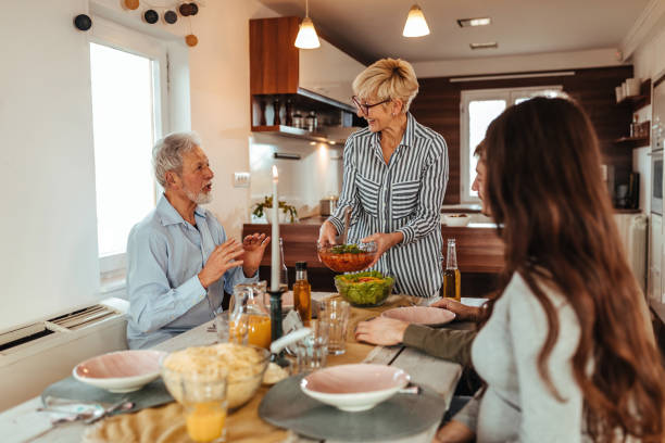 istock Family and food 1154098445