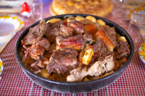 istock Traditional croatian meat and vegetables dish peka 1154144798