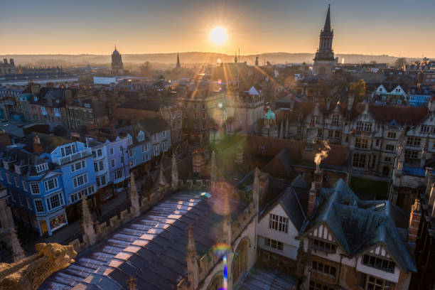 istock Oxford city aerial view 1154168650