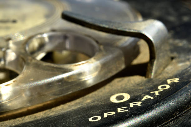 istock Dirty Old Rotary Phone 1154256874