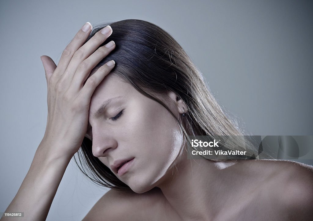 Uomo anziano depresso - Foto stock royalty-free di Adulto