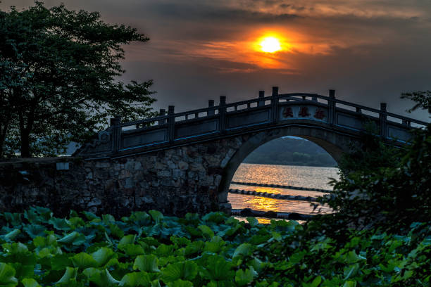A peaceful scene shot during the dusk in Wuxi, China