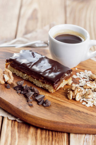 istock cake on old wooden background 1154327588