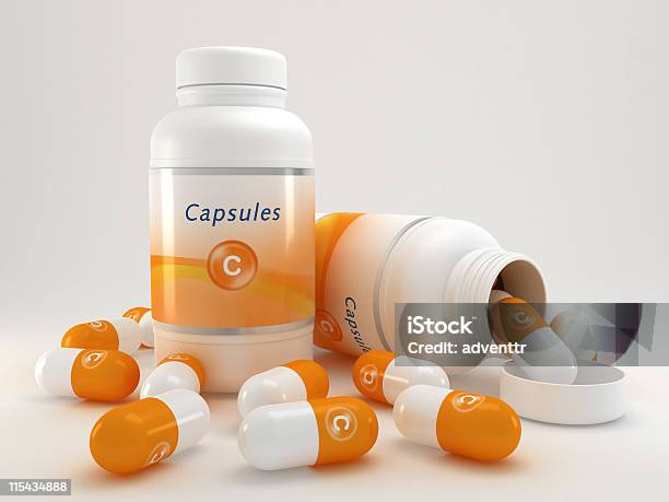 Pílulas De Vitamina C - Fotografias de stock e mais imagens de Figura para recortar - Figura para recortar, Comprimido, Cápsula