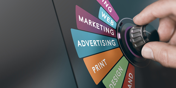 Estrategia de marketing y comunicación, monitorización de campañas publicitarias. photo