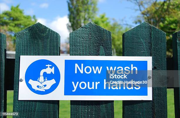 Jetzt Ihre Händewaschung Stockfoto und mehr Bilder von Dringlichkeit - Dringlichkeit, Schild, Waschen