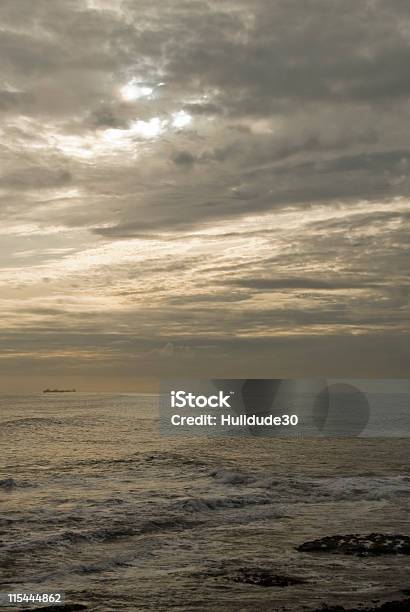 Amanecer De La Costa Este Del Reino Unido Foto de stock y más banco de imágenes de Agua - Agua, Aire libre, Amanecer